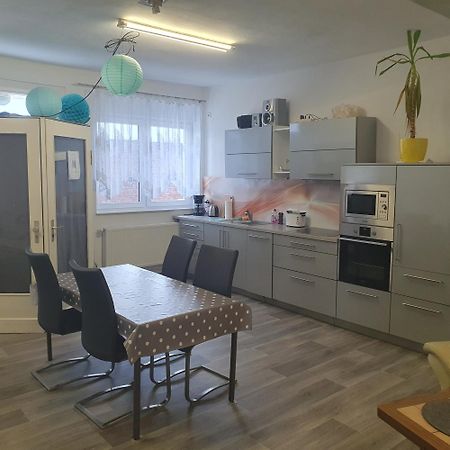 Einraum-Ferienwohnung 46M2 Eisenhuettenstadt-Diehlo Buitenkant foto